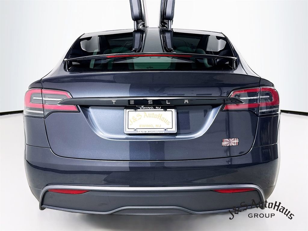 Used 2024 Tesla Model X Plaid image 6