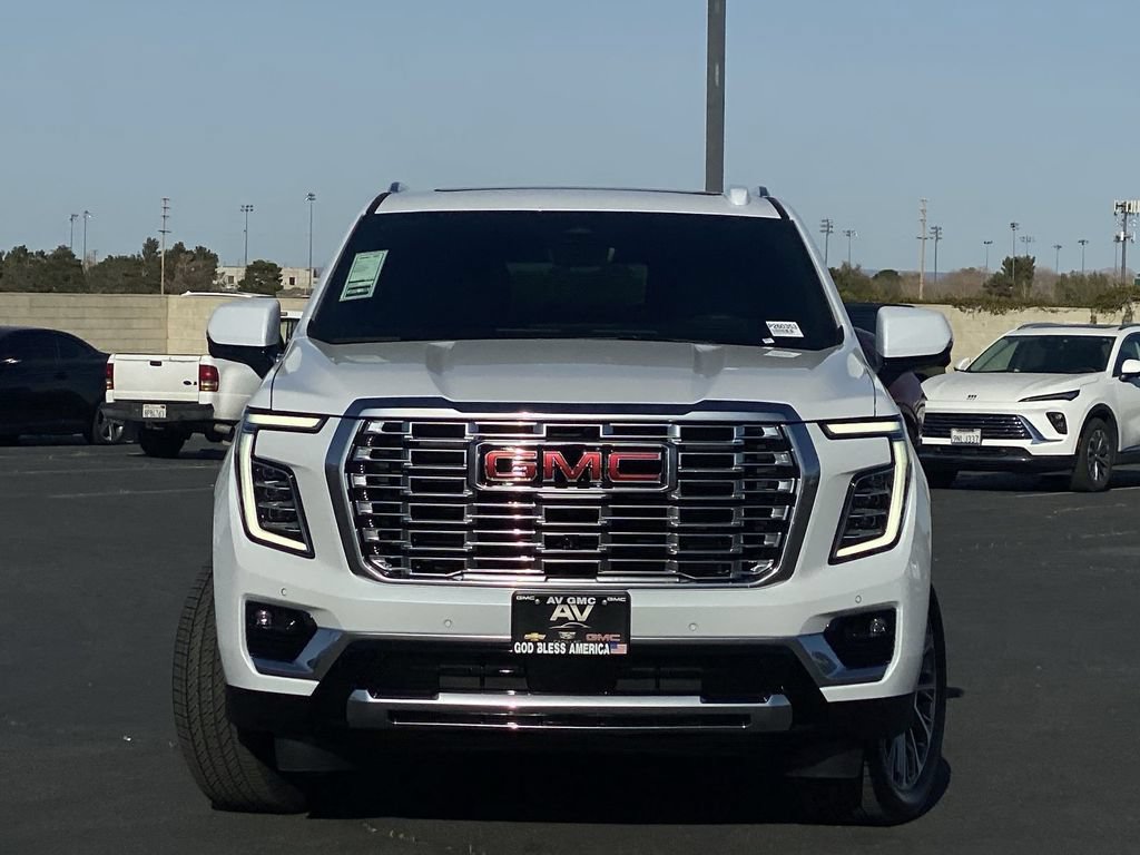 Used 2026 GMC Yukon XL Denali w/ Denali Reserve Package AWD/4WD image 10