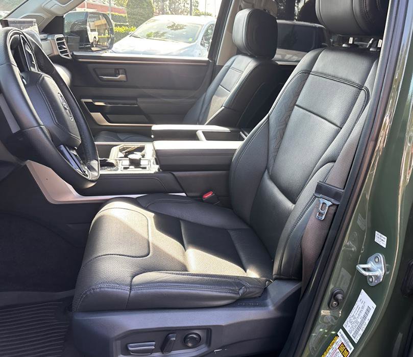 Used 2022 Toyota Tundra Limited w/ TRD Off-Road Package image 5