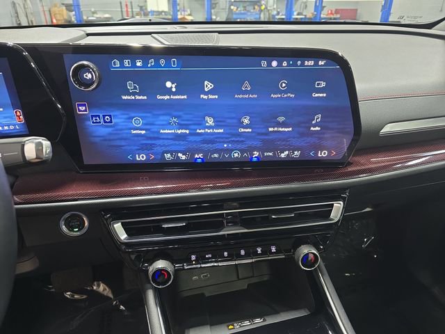 Used 2024 Chevrolet Traverse RS w/ LPO, Floor Liner Package AWD/4WD image 21