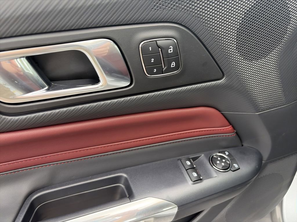Used 2025 Ford Mustang Premium RWD image 19