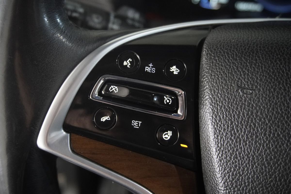 Used 2017 Cadillac Escalade Premium Luxury image 17