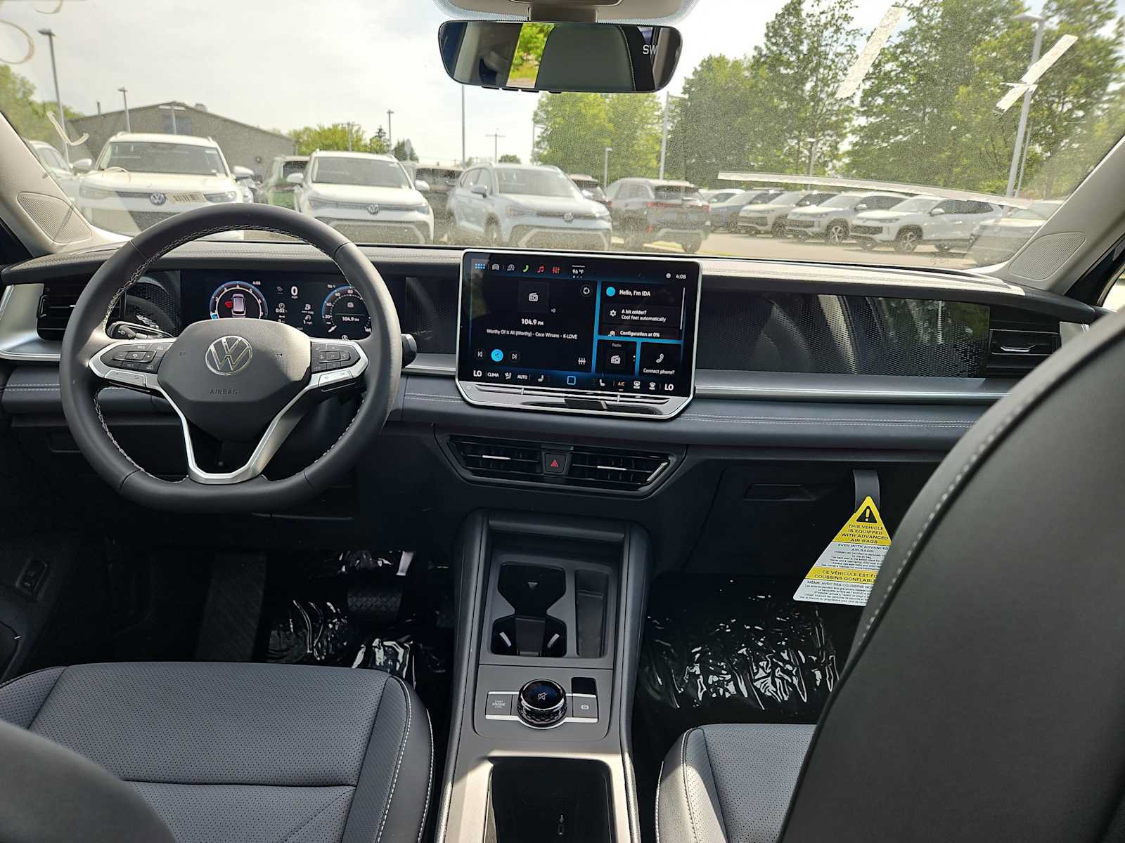 New 2026 Volkswagen Tiguan SE AWD/4WD image 18