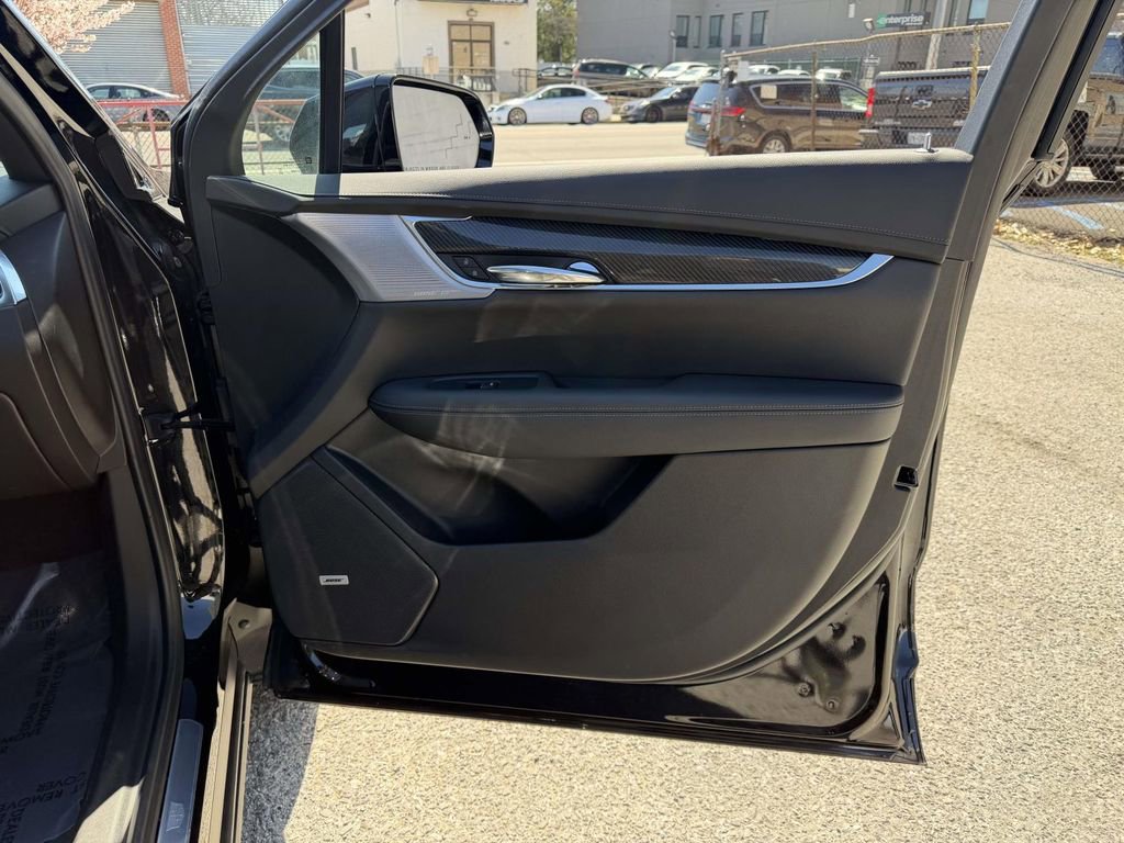 Used 2025 Cadillac XT6 Sport w/ LPO, Floor Liner Package image 12