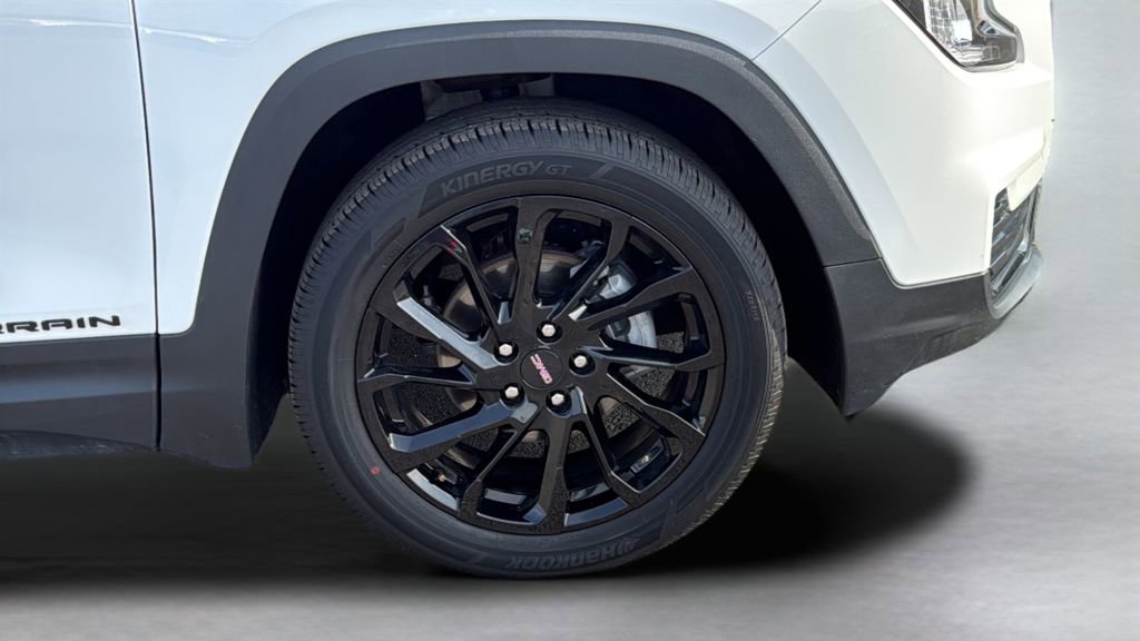 Used 2024 GMC Terrain SLE w/ Elevation Edition FWD image 23