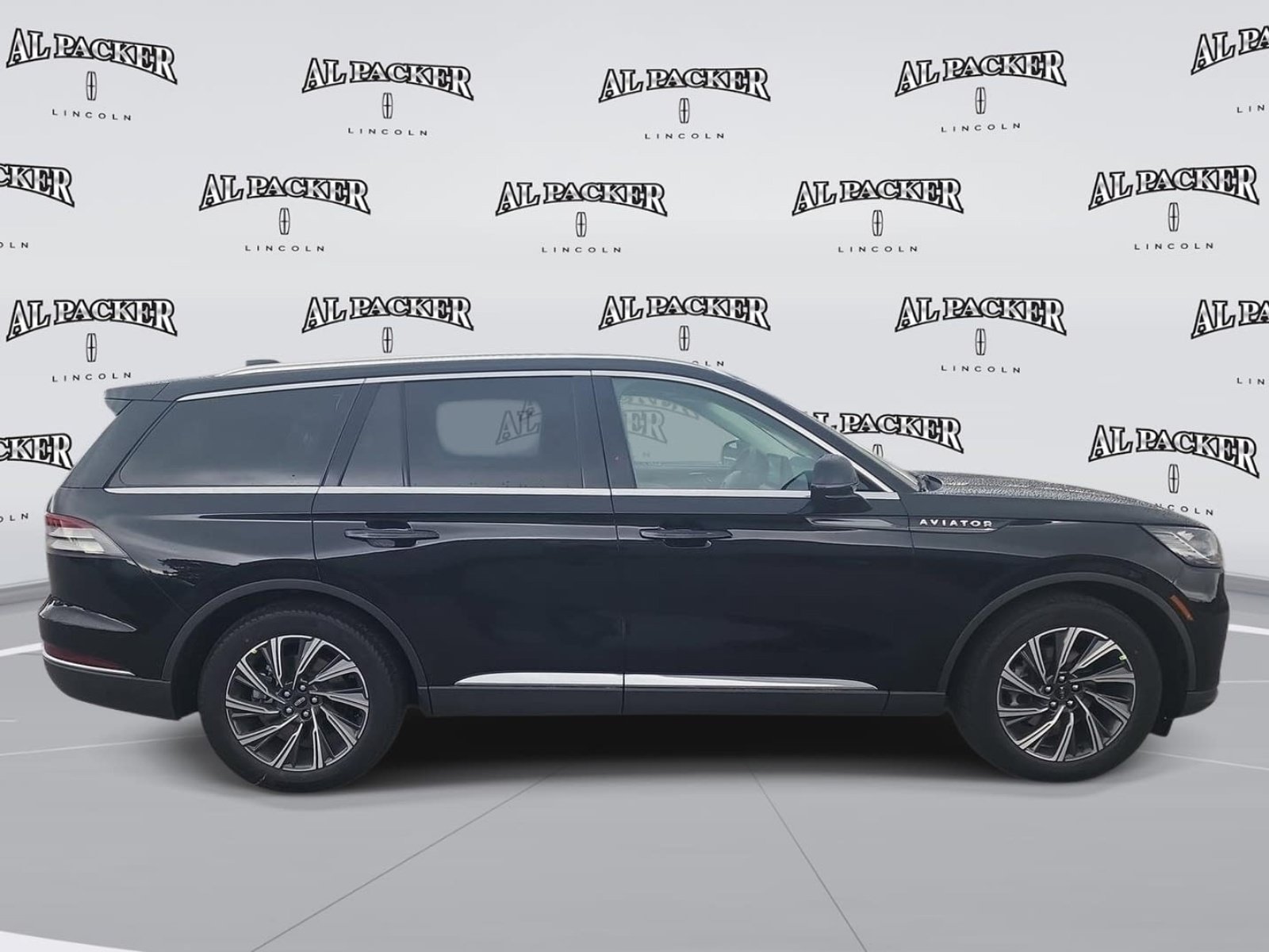 New 2026 Lincoln Aviator 2WD image 6