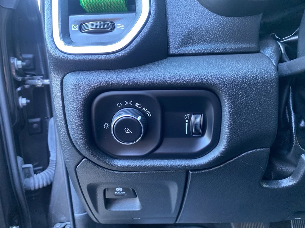 Used 2024 RAM 1500 Laramie image 12