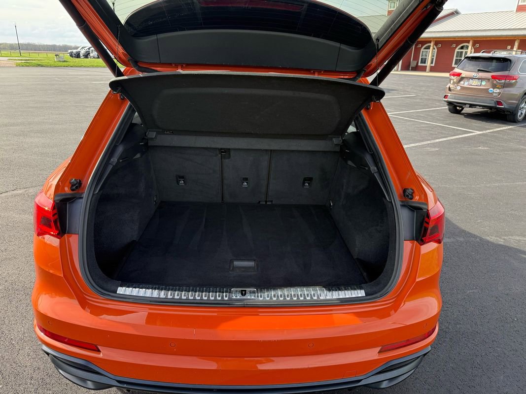 Used 2020 Audi Q3 2.0T Prestige w/ Prestige Package AWD/4WD image 9