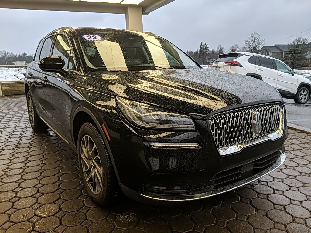 Certified 2022 Lincoln Corsair AWD w/ Equipment Group 101A image 3