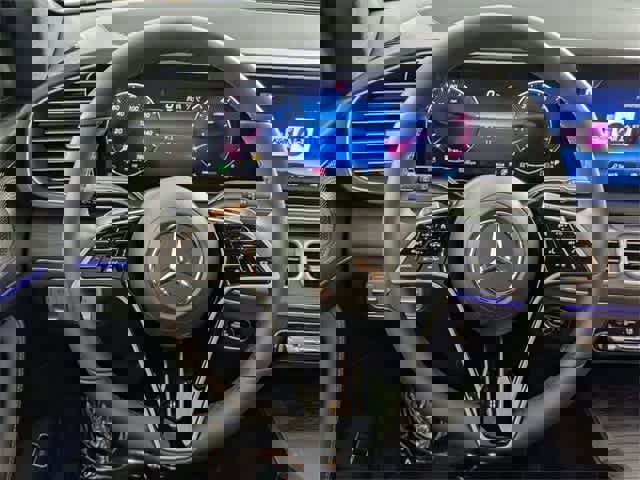 Certified 2025 Mercedes-Benz GLE 450 4MATIC image 26