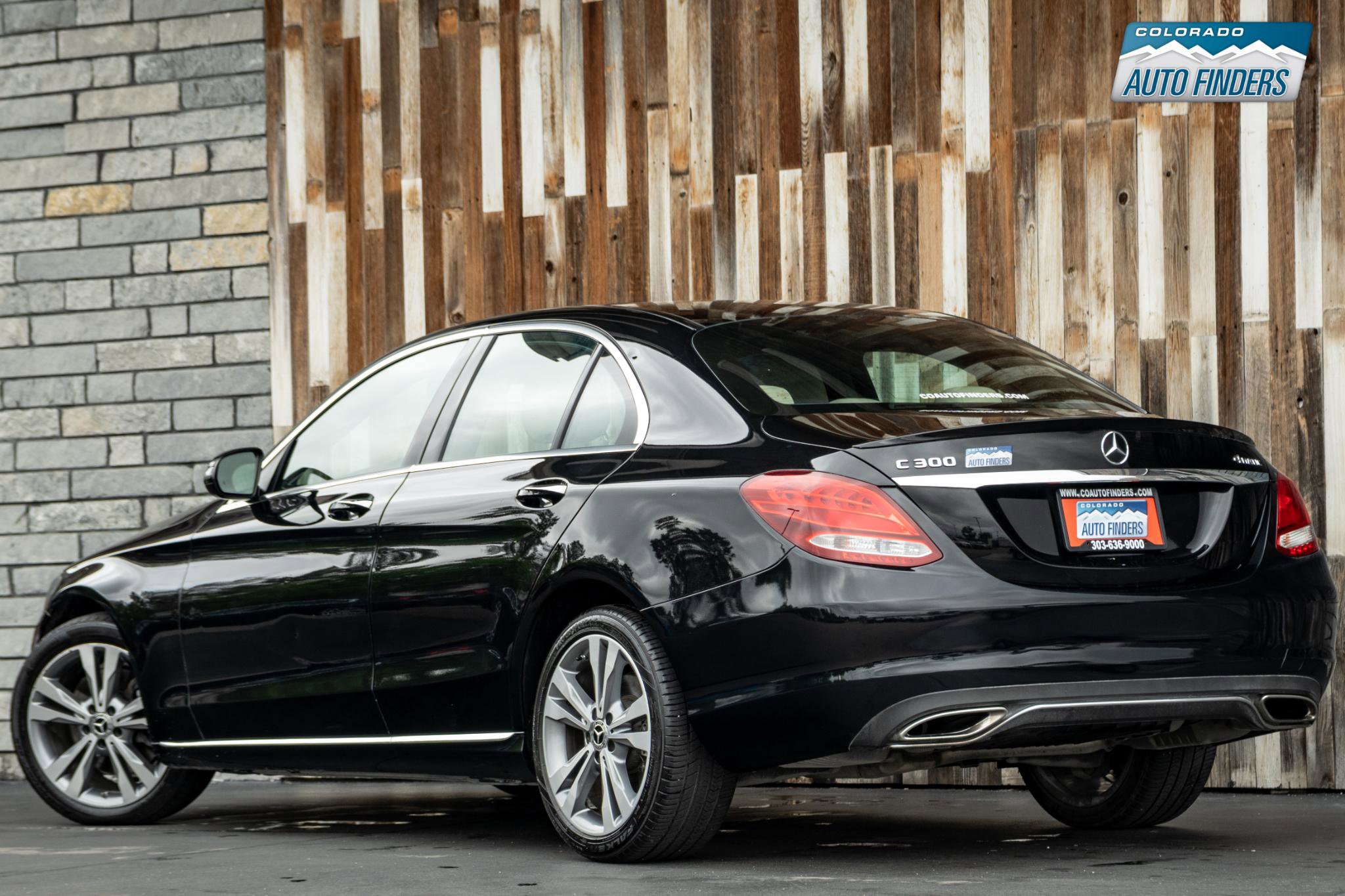 Used 2018 Mercedes-Benz C 300 4MATIC Sedan image 4