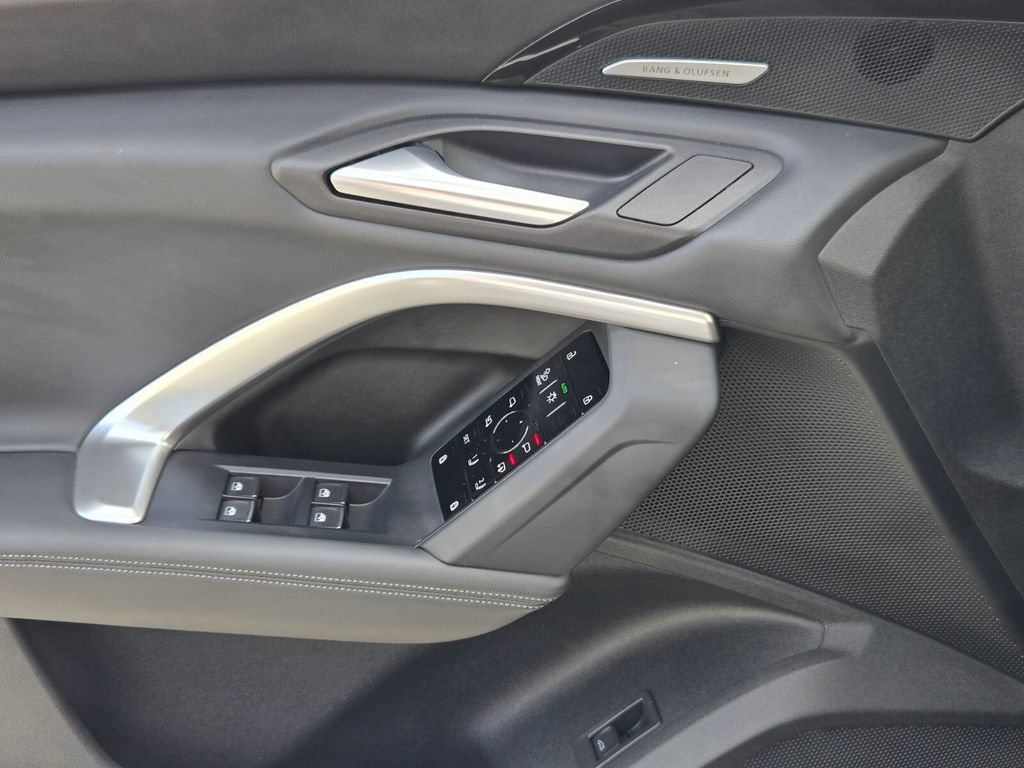 Certified 2025 Audi Q5 Premium Plus w/ Premium Plus AWD/4WD image 29