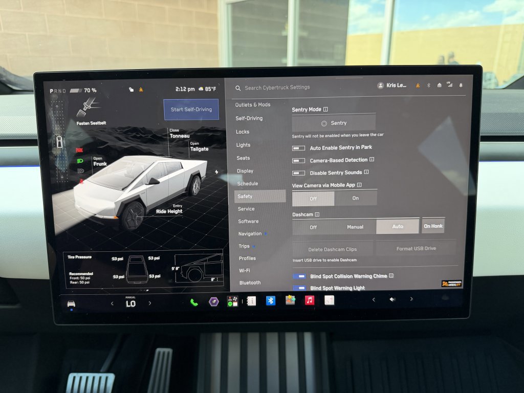 Used 2024 Tesla Cybertruck AWD Crew Cab image 24