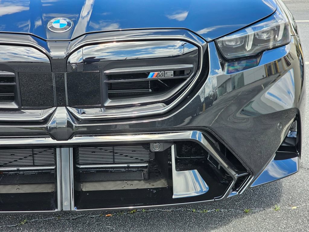 New 2026 BMW M5 w/ Carbon Package image 9