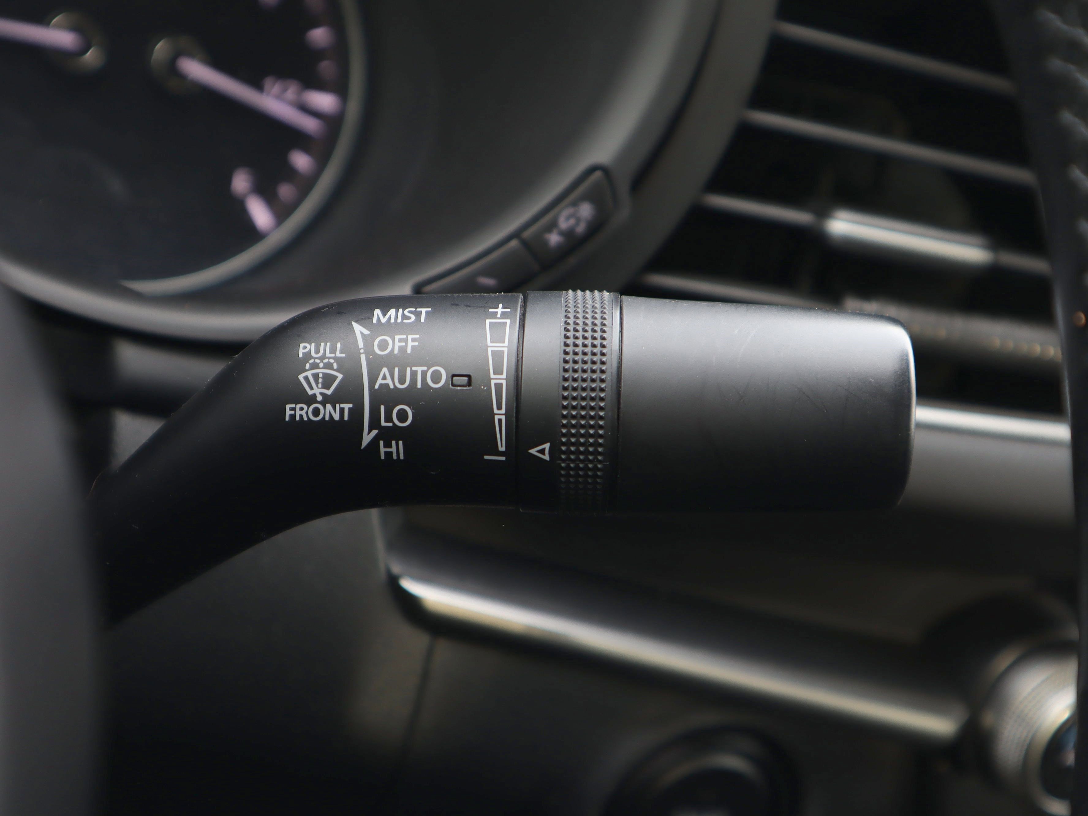 Used 2020 MAZDA MAZDA3 Sedan w/ Select Package image 18