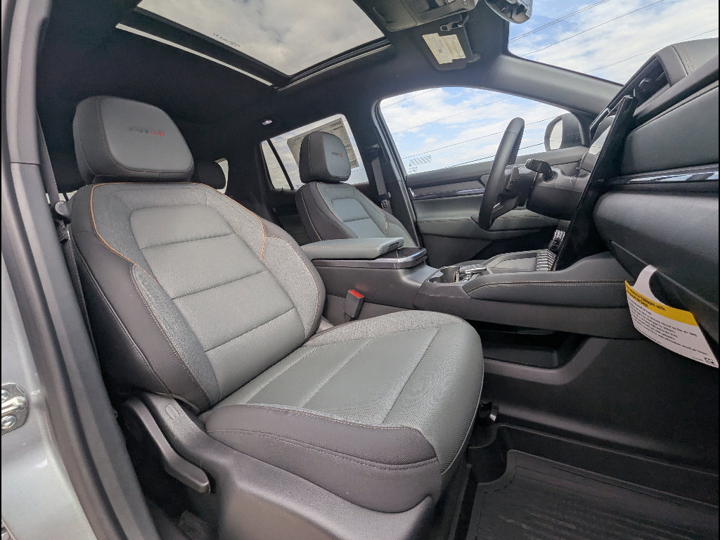 New 2026 GMC Terrain AT4 w/ Technology Package II image 14