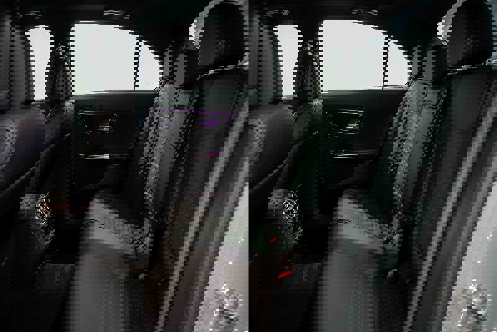 Used 2025 Mercedes-Benz C 300 Sedan image 18