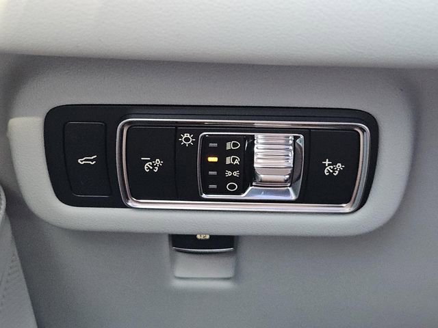 New 2026 Lincoln Nautilus Premier AWD/4WD image 12