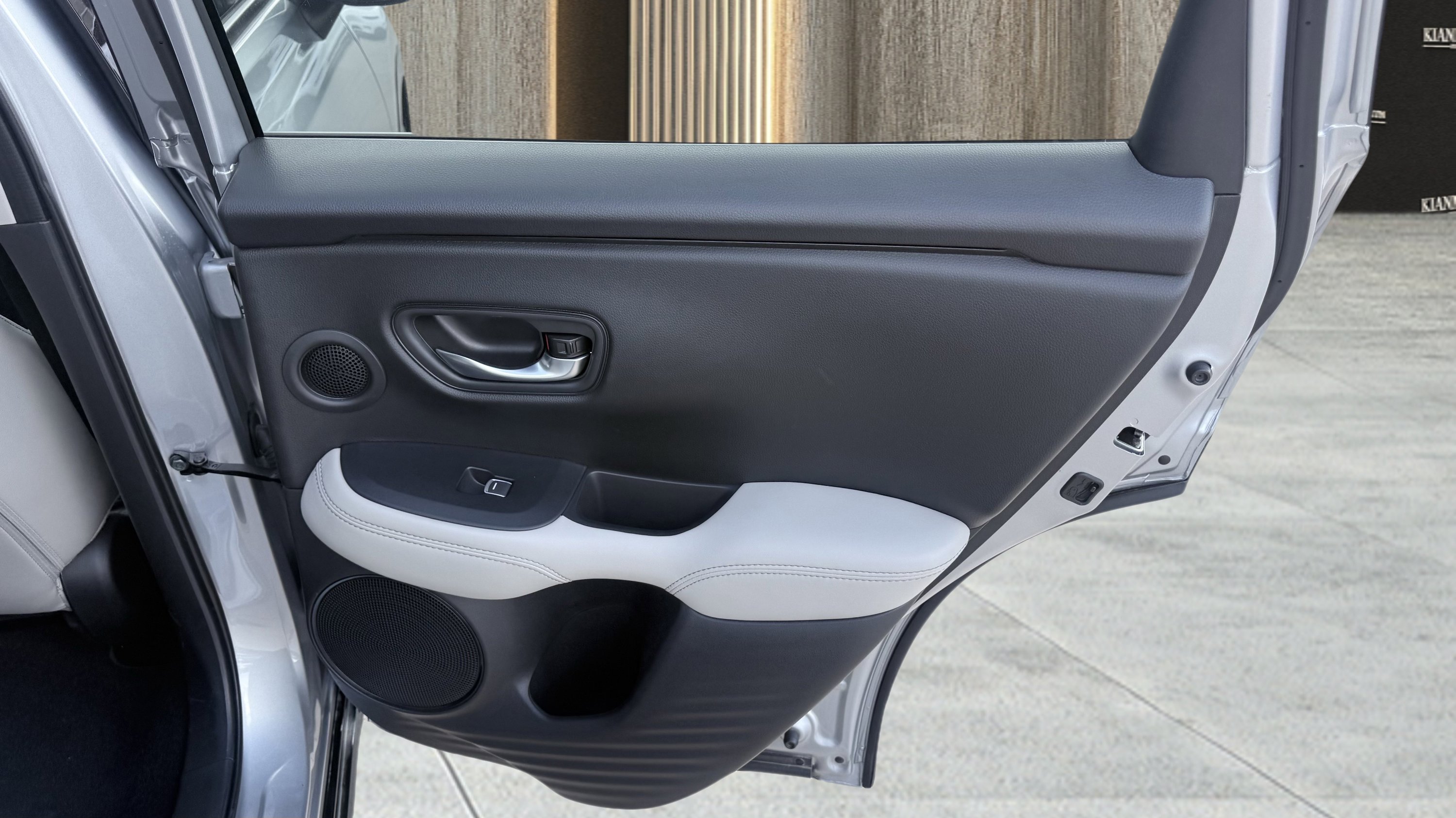 Used 2026 Honda HR-V EX-L image 40