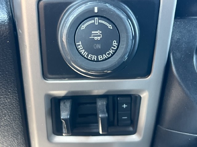Used 2020 Ford F150 Lariat w/ Trailer Tow Package AWD/4WD image 28