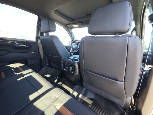 Used 2025 GMC Sierra 1500 AT4 w/ AT4 Premium Package image 17