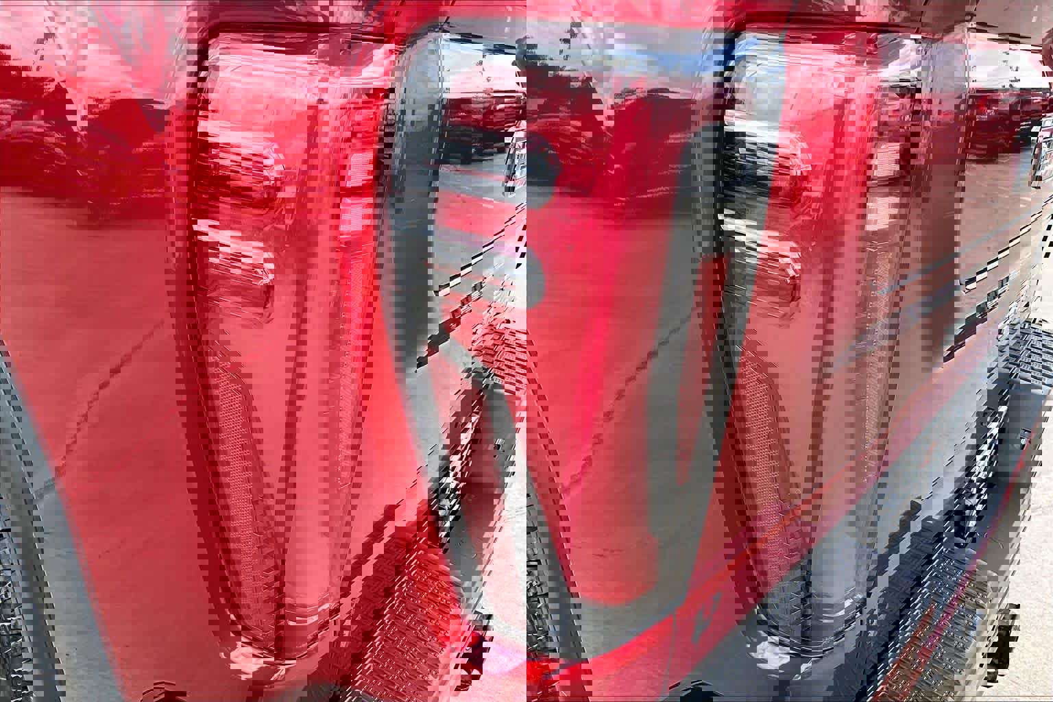 Used 2024 GMC Sierra 3500 AT4 w/ AT4 Premium Plus Package image 29