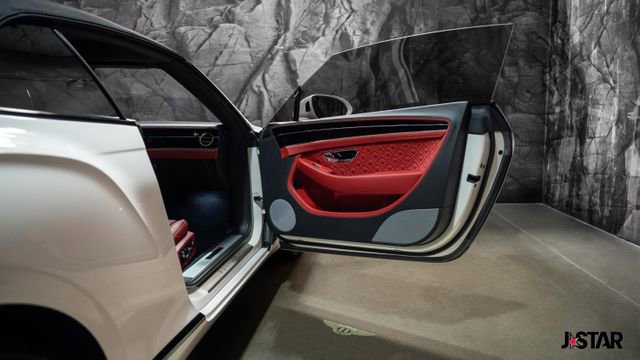 Used 2022 Bentley Continental GT AWD/4WD image 10