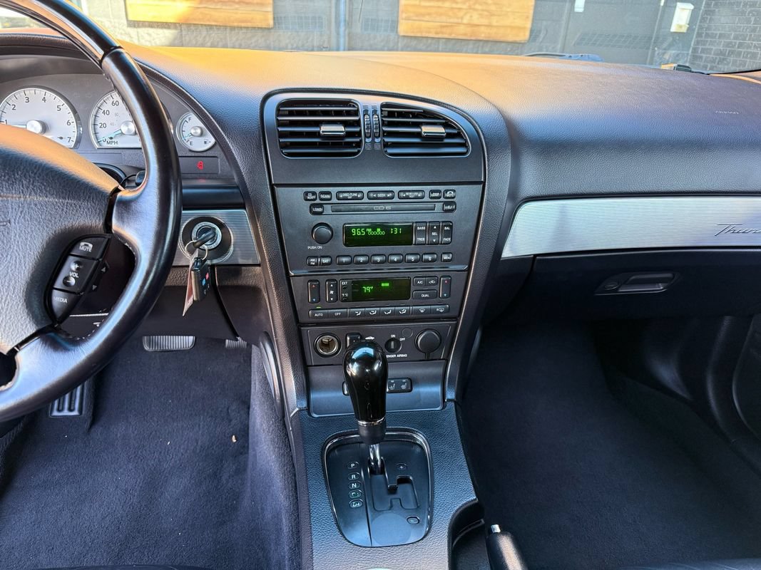 Used 2004 Ford Thunderbird RWD image 30