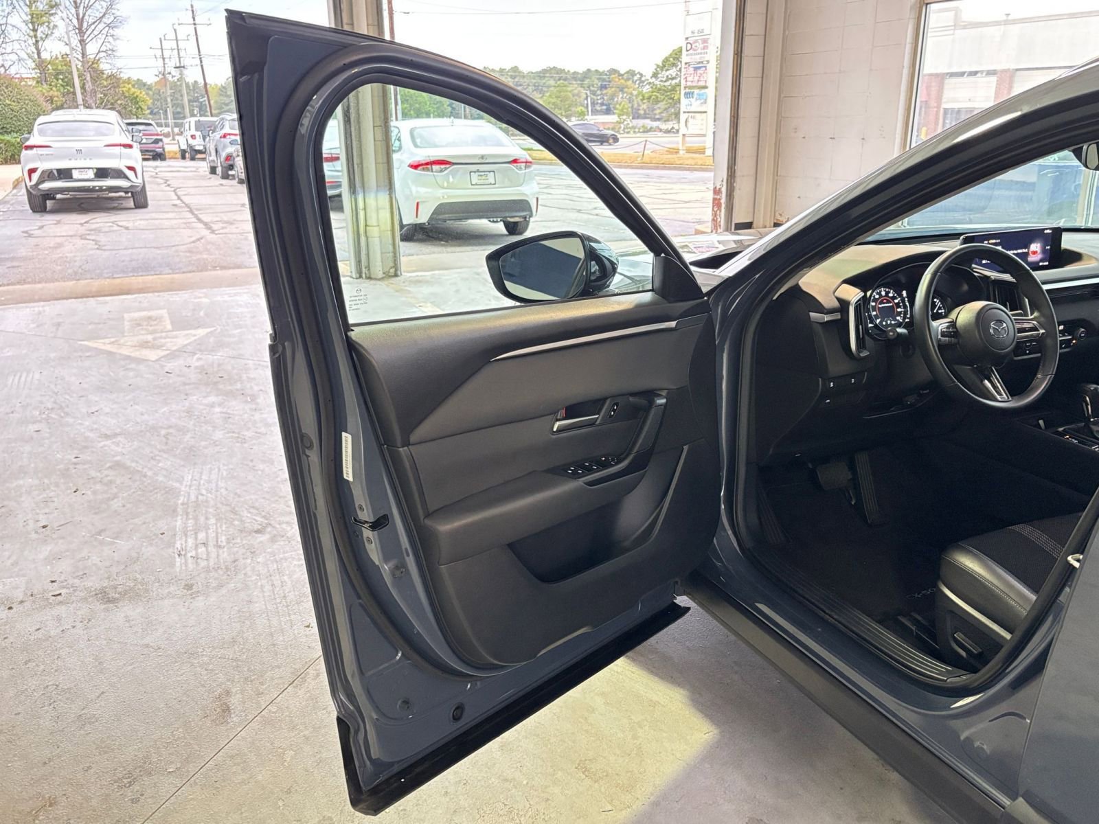 Used 2025 MAZDA CX-50 AWD 2.5 S w/ Preferred Package image 20