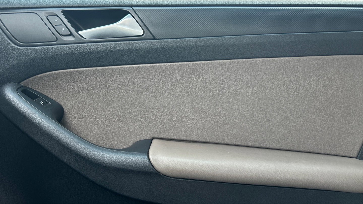 Used 2014 Volkswagen Jetta TDI Value Edition image 40