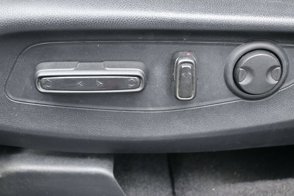 Used 2023 Honda CR-V Sport Touring image 21