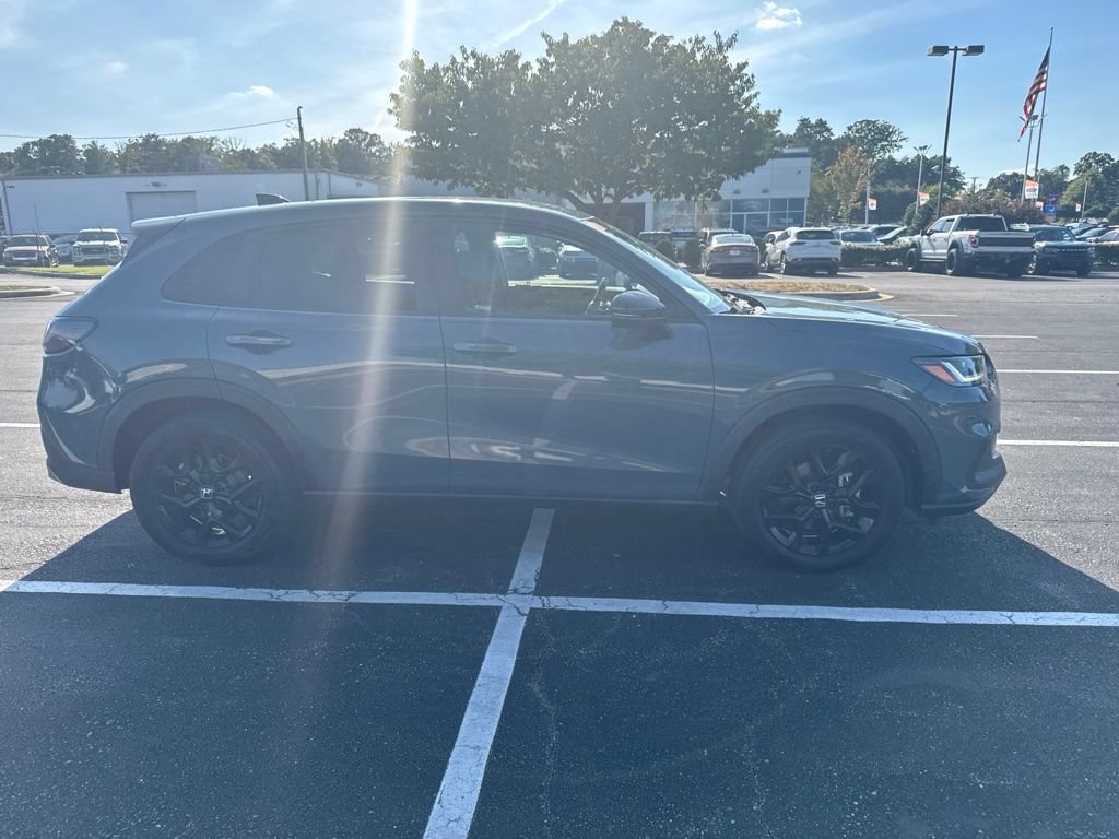 Used 2023 Honda HR-V Sport image 5