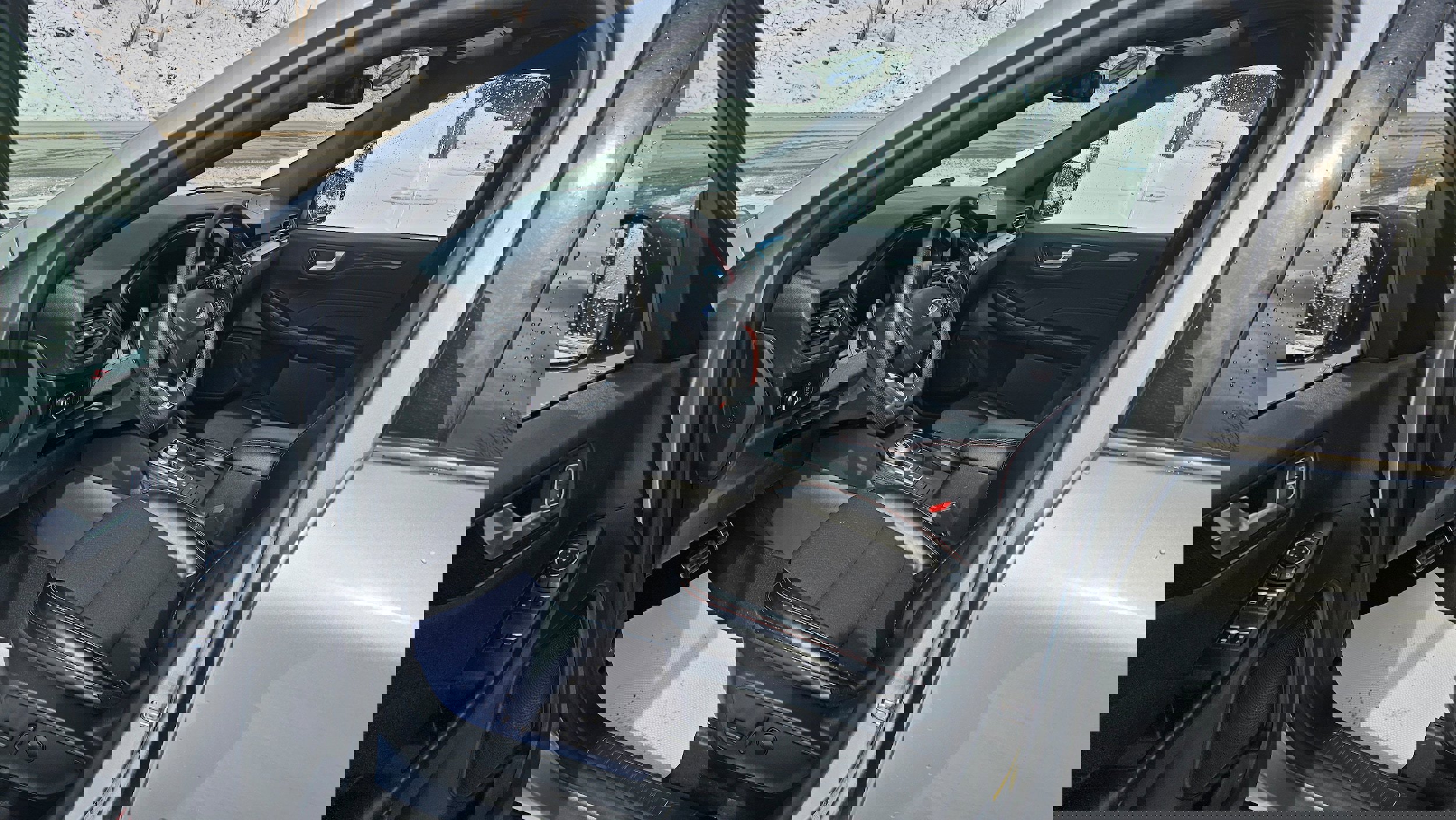 Used 2024 Ford Escape ST-Line image 26