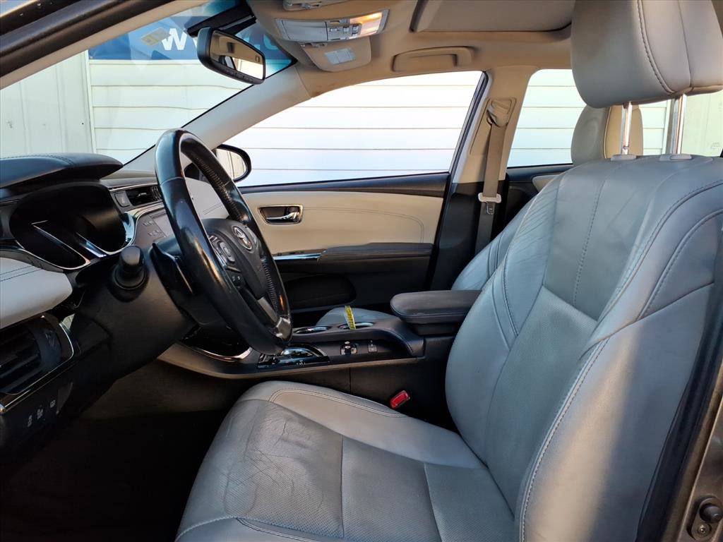 Used 2013 Toyota Avalon Limited FWD image 7