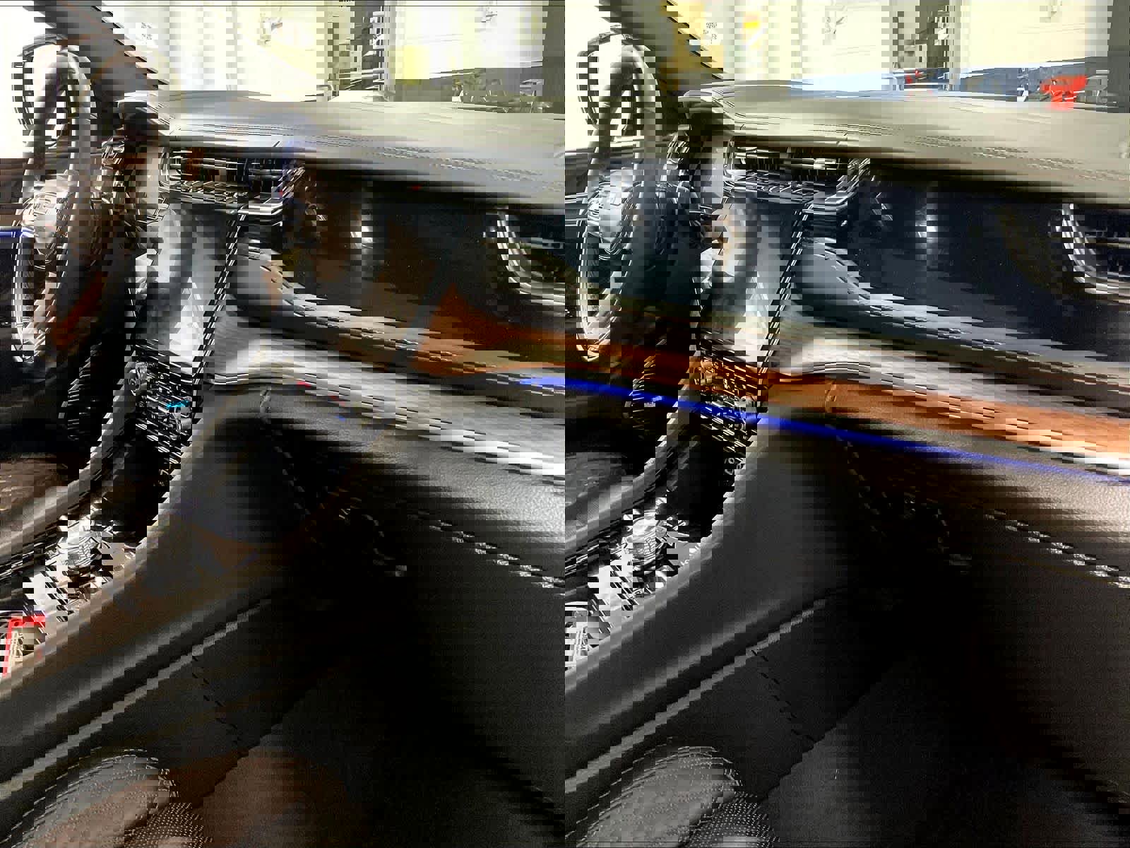 Used 2022 Jeep Grand Cherokee Summit image 14