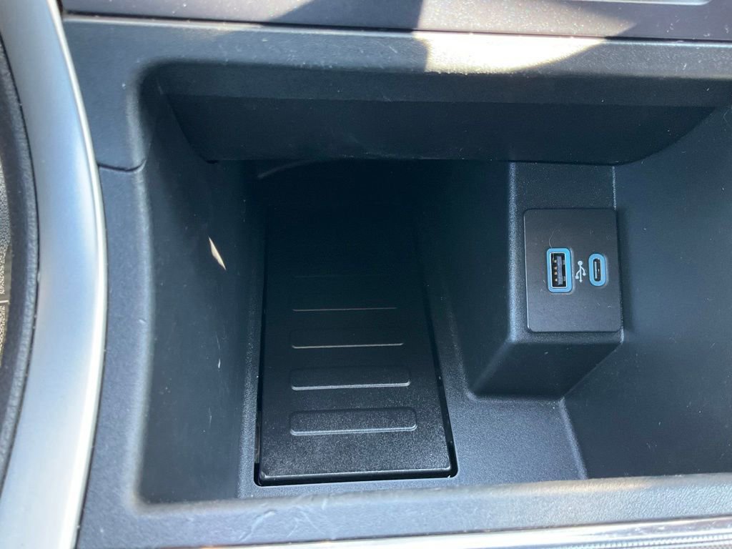 Used 2022 Ford Edge SEL w/ Convenience Package image 6