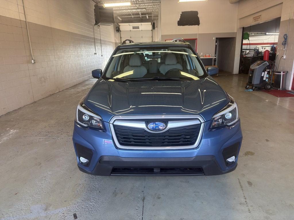 Used 2021 Subaru Forester Premium AWD/4WD image 2
