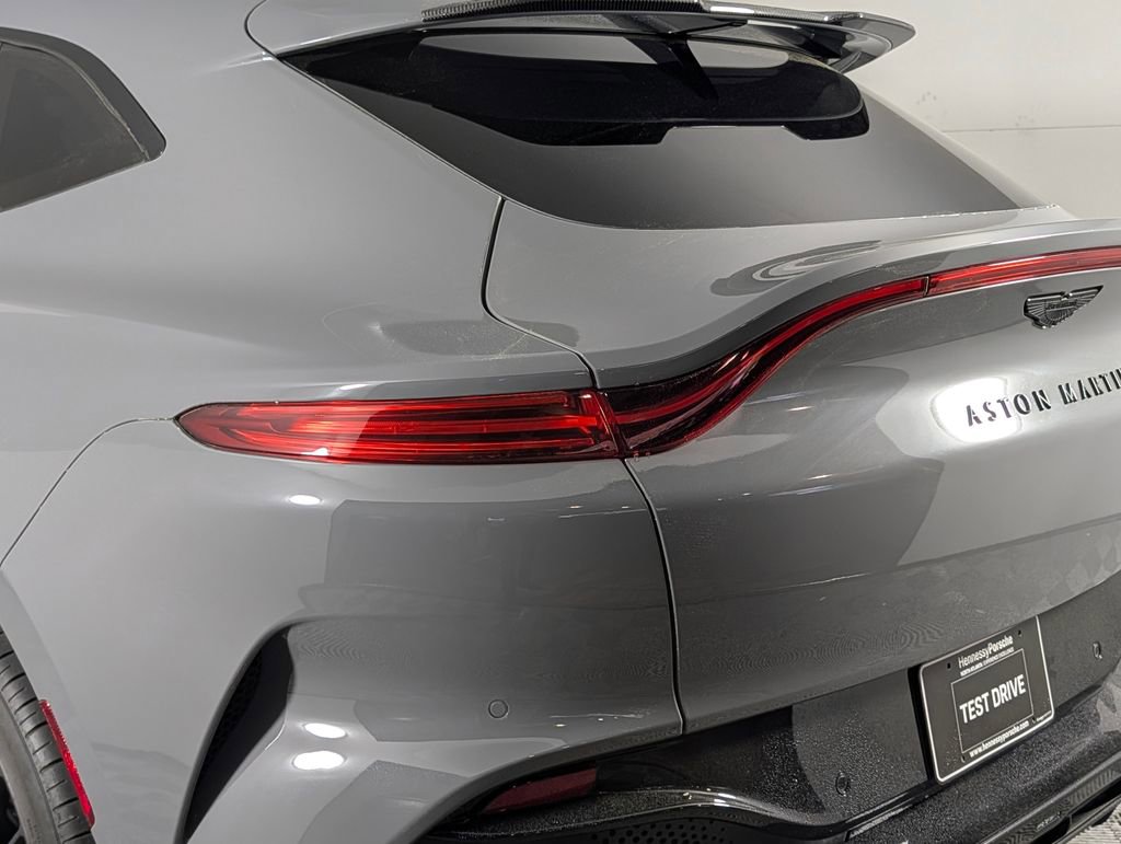 Used 2023 Aston Martin DBX 707 image 16