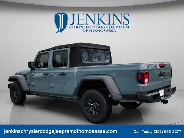 Used 2024 Jeep Gladiator Sport AWD/4WD image 8