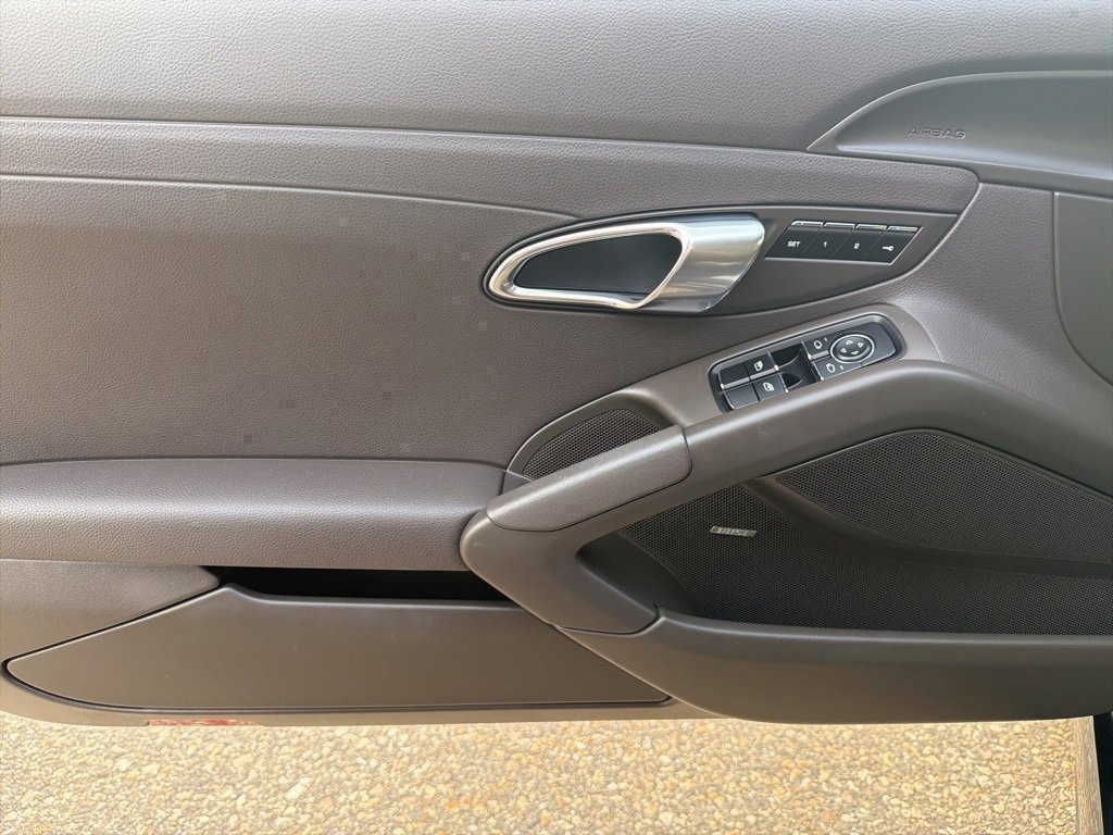 Used 2017 Porsche 718 Cayman image 7