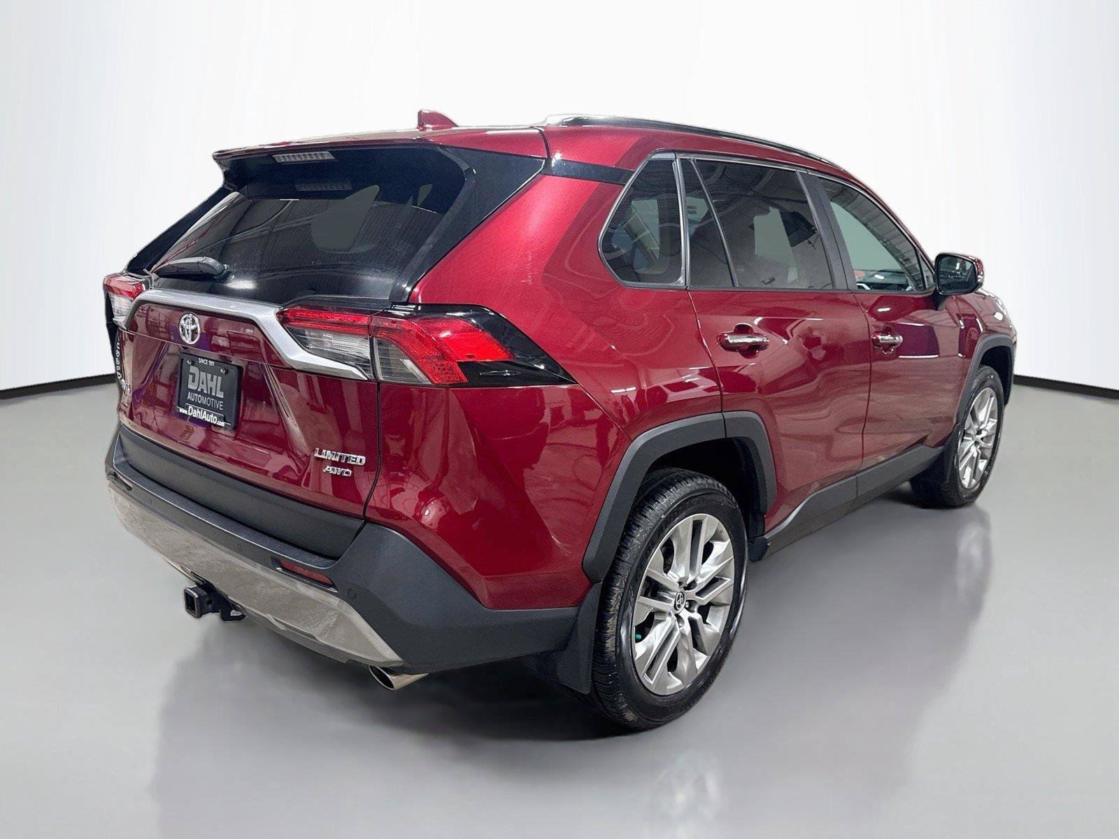 Used 2023 Toyota RAV4 Limited w/ Limited Grade Weather Package AWD/4WD image 11