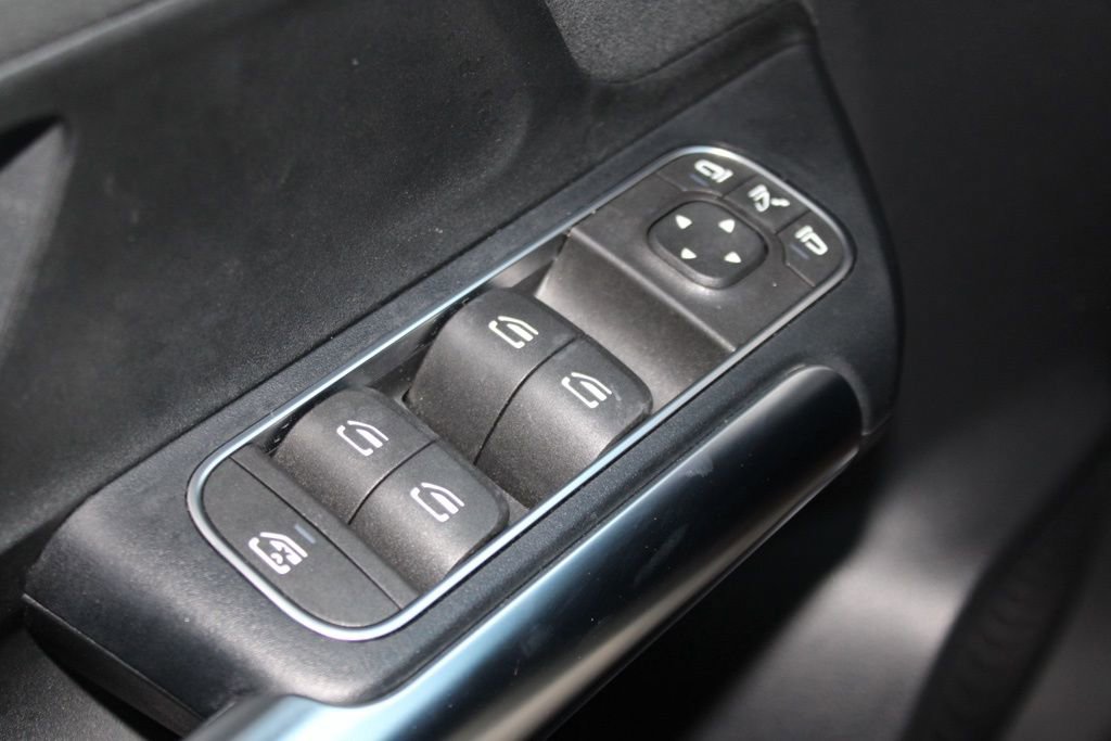 Certified 2023 Mercedes-Benz GLA 250 4MATIC image 17