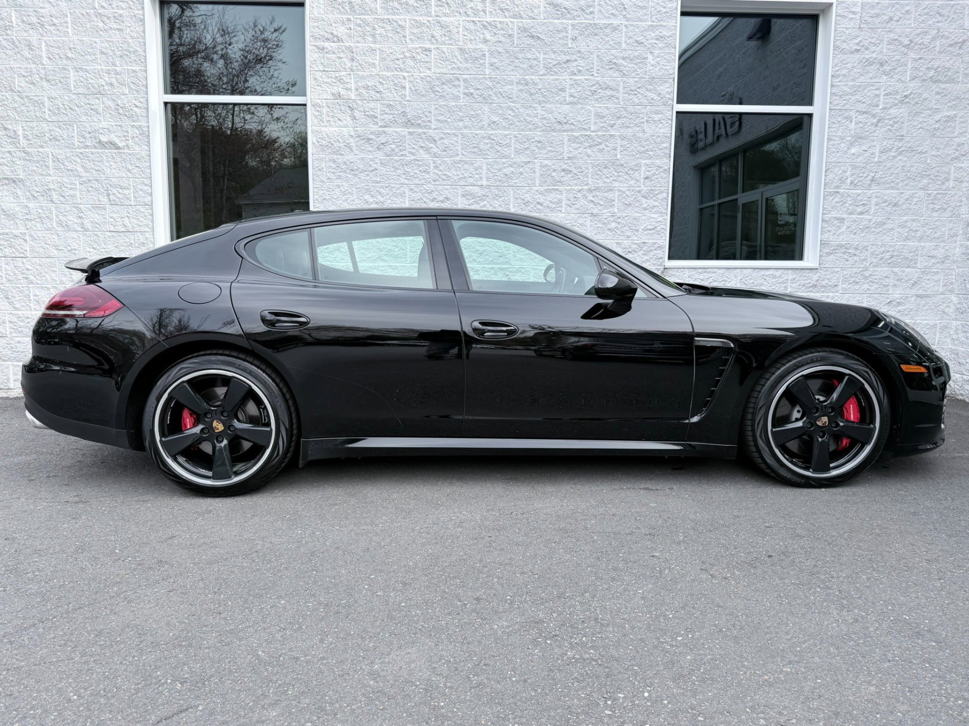 Used 2014 Porsche Panamera AWD/4WD image 35