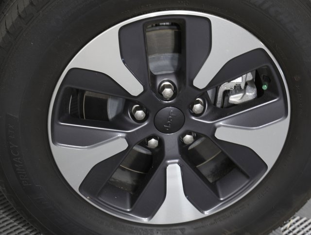 Used 2022 Jeep Grand Cherokee Limited 4xe image 8