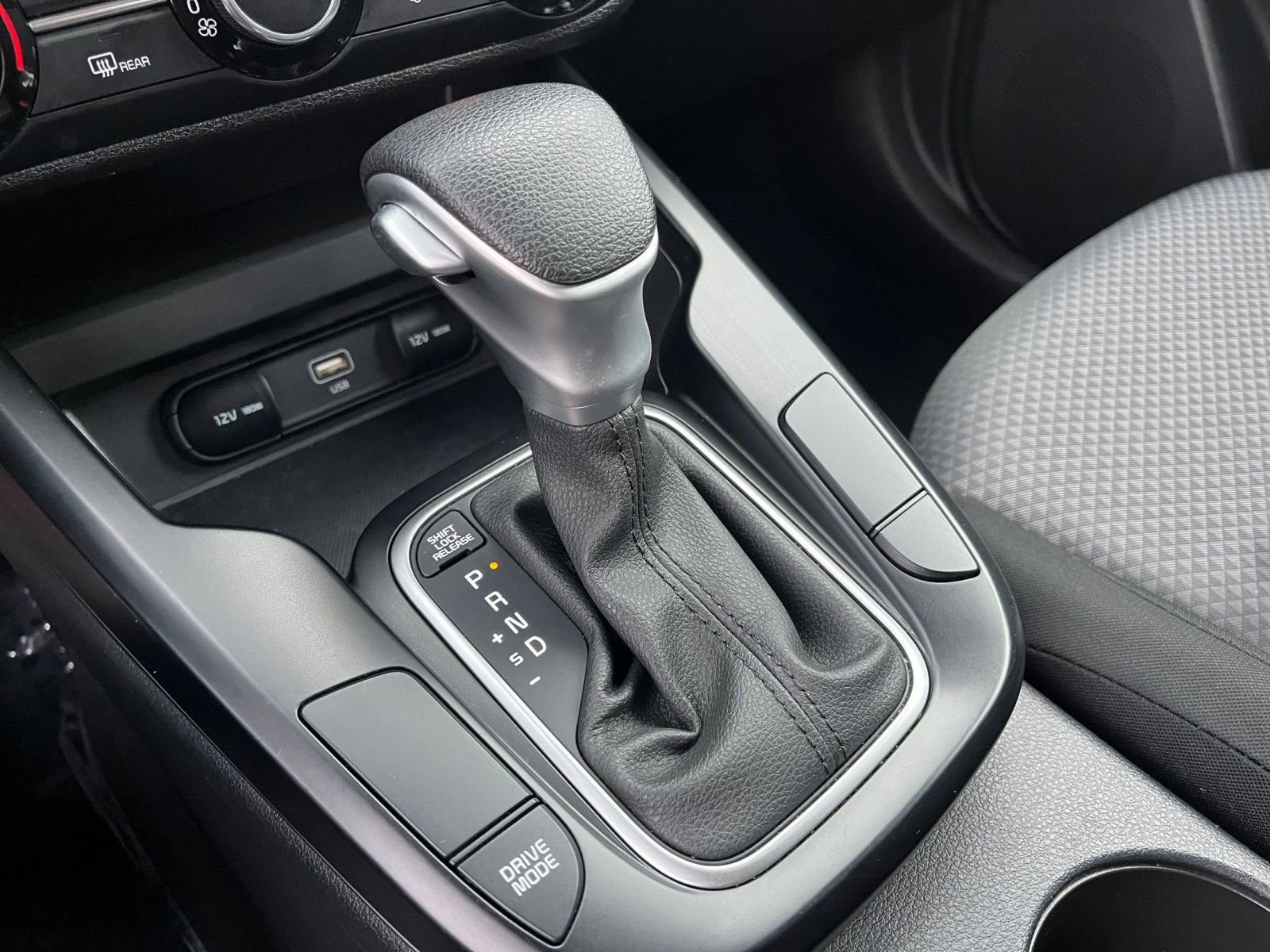 Used 2025 Kia Soul LX w/ LX Technology Package image 41