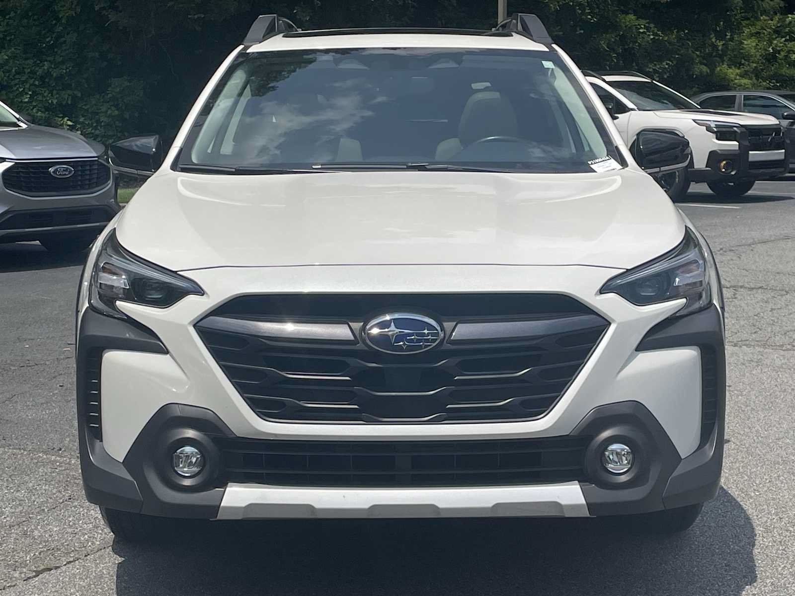 Used 2023 Subaru Outback Limited AWD/4WD image 6