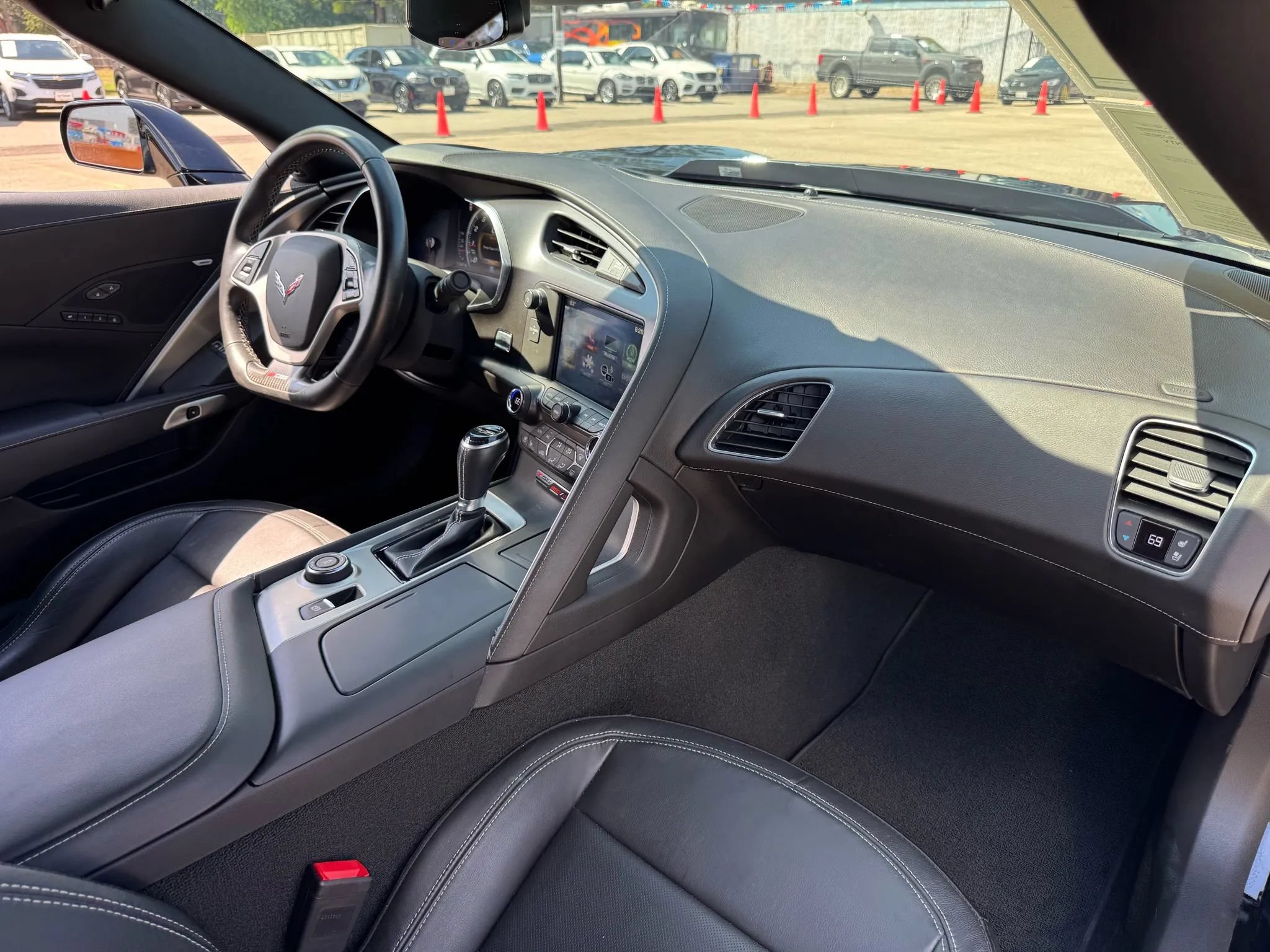 Used 2019 Chevrolet Corvette Z06 RWD image 24