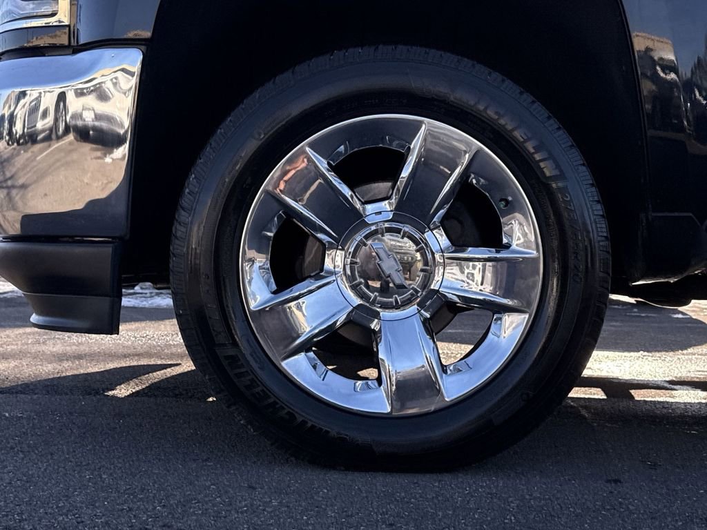 Used 2017 Chevrolet Silverado 1500 LTZ w/ Texas Edition image 10