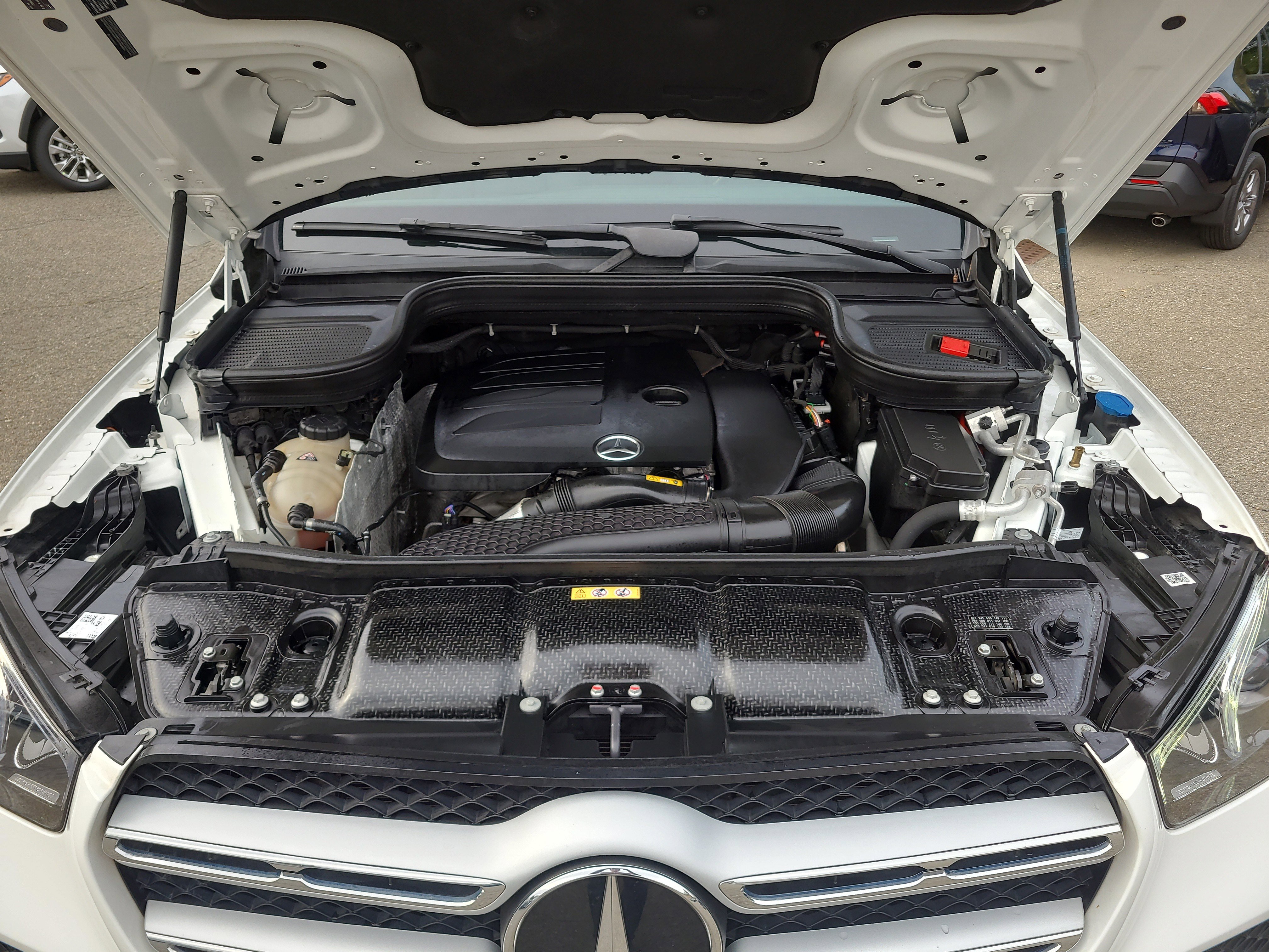 Used 2022 Mercedes-Benz GLE 350 4MATIC image 34