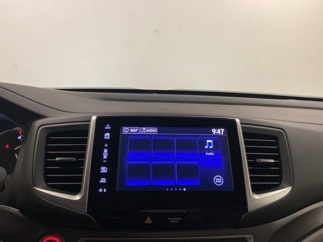 Used 2017 Honda Ridgeline RTL-T image 10